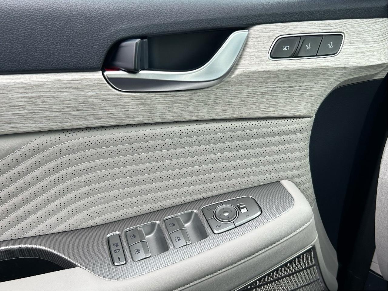 2024 Hyundai PALISADE Ultimate 7-Pass AWD   Starting from 5.29% OAC Photo