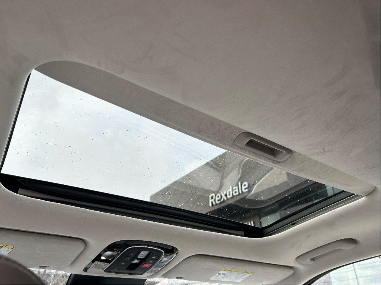 2024 Hyundai PALISADE Ultimate 7-Pass AWD   Starting from 5.29% OAC Photo