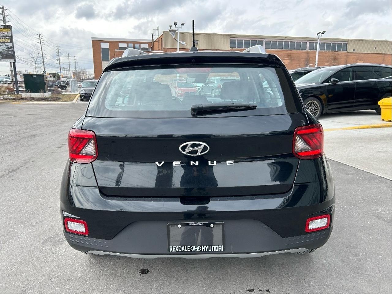 2023 Hyundai Venue Preferred IVT   Starting from 4.49% OAC Photo3