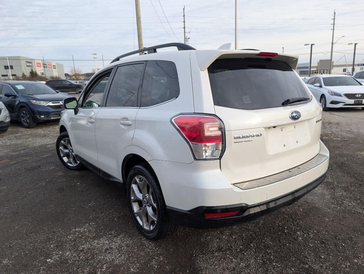 2018 Subaru Forester Limited  NAV LEATHER PANOROOF CAMERA Photo