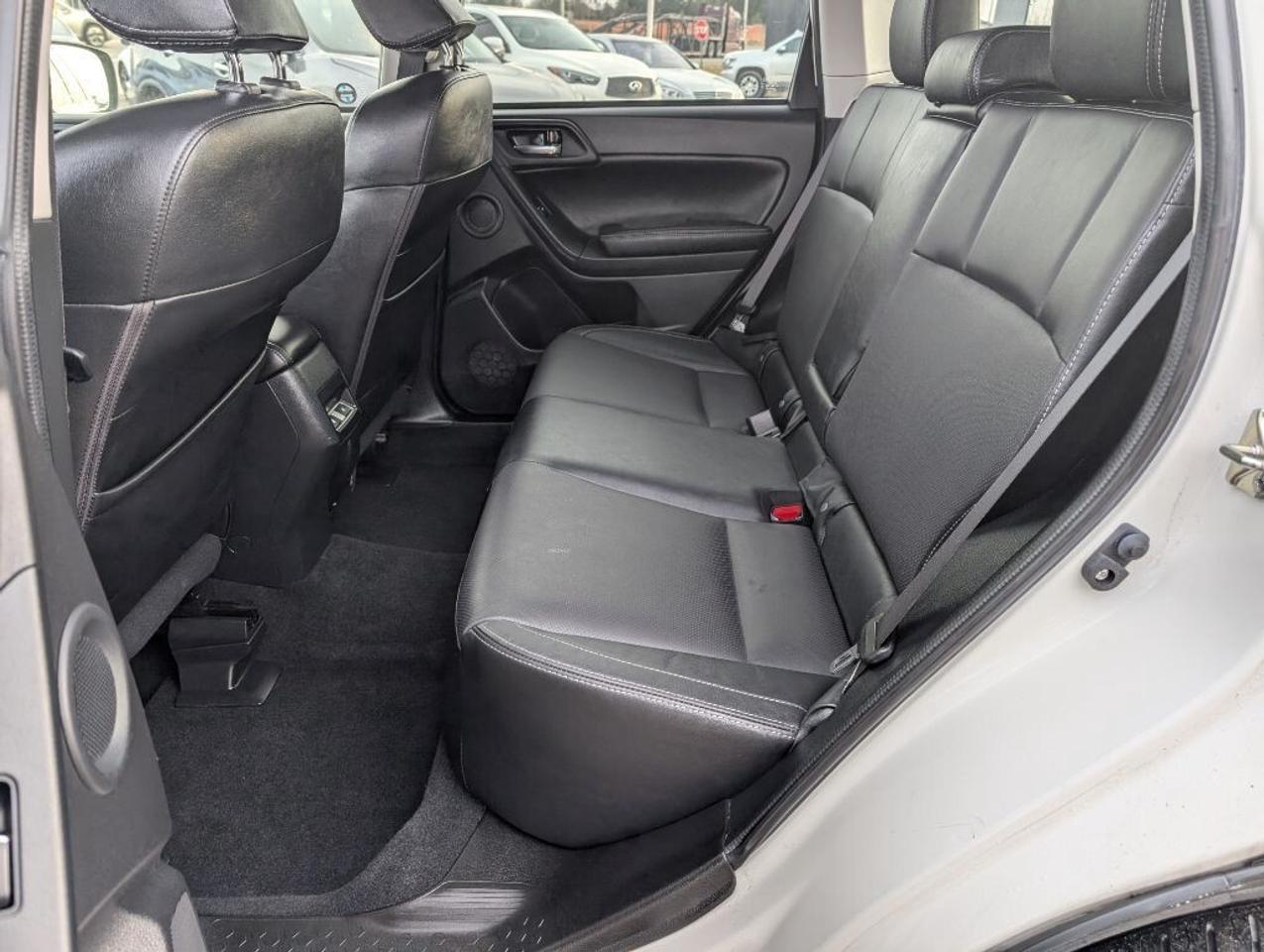 2018 Subaru Forester Limited  NAV LEATHER PANOROOF CAMERA Photo