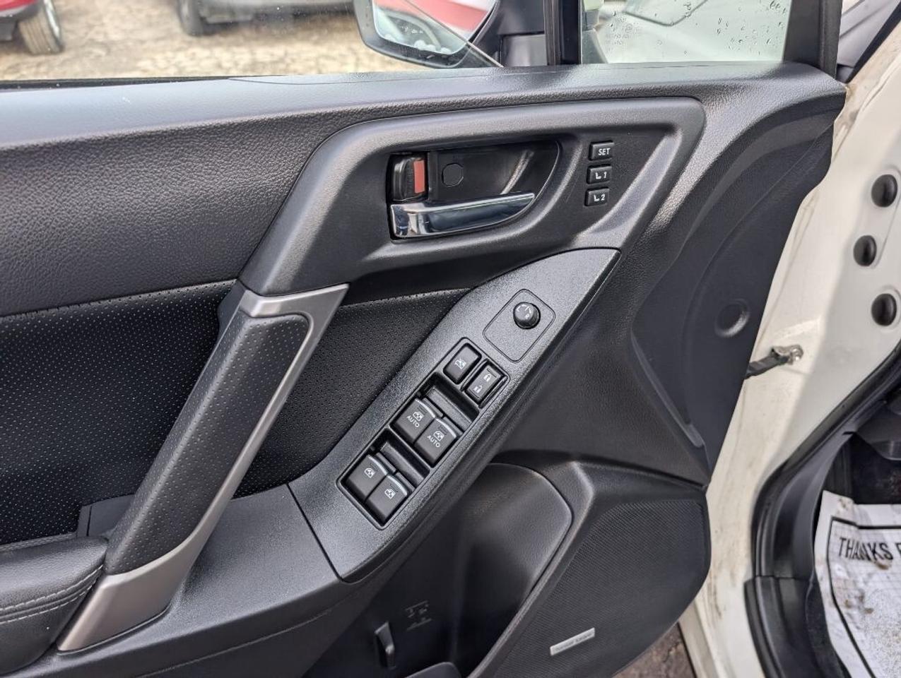 2018 Subaru Forester Limited  NAV LEATHER PANOROOF CAMERA Photo