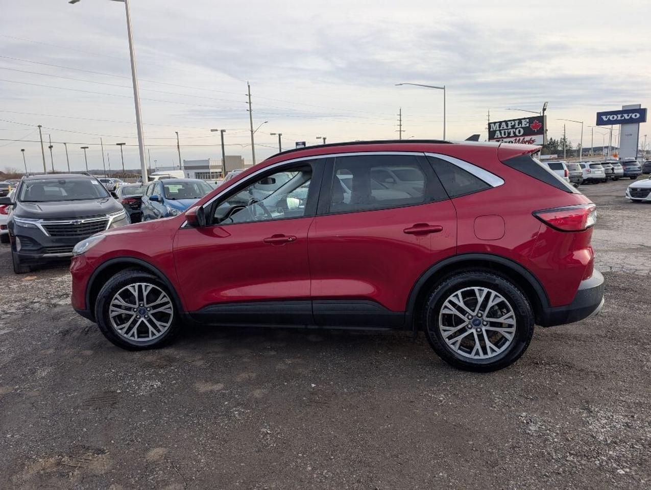 2022 Ford Escape SEL NAV LEATHER PANOROOF CAMERA HTD SEATS Photo