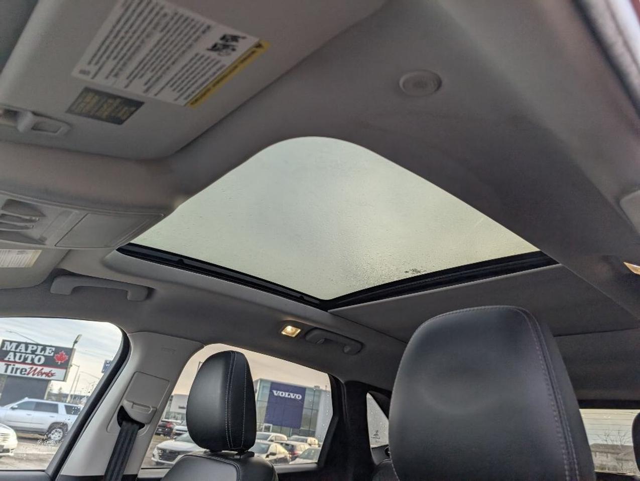 2022 Ford Escape SEL NAV LEATHER PANOROOF CAMERA HTD SEATS Photo