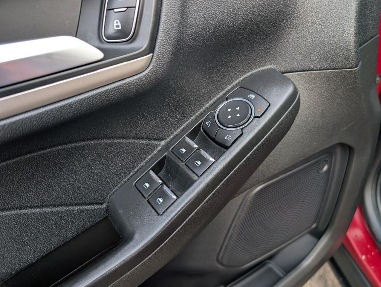 2022 Ford Escape SEL NAV LEATHER PANOROOF CAMERA HTD SEATS Photo