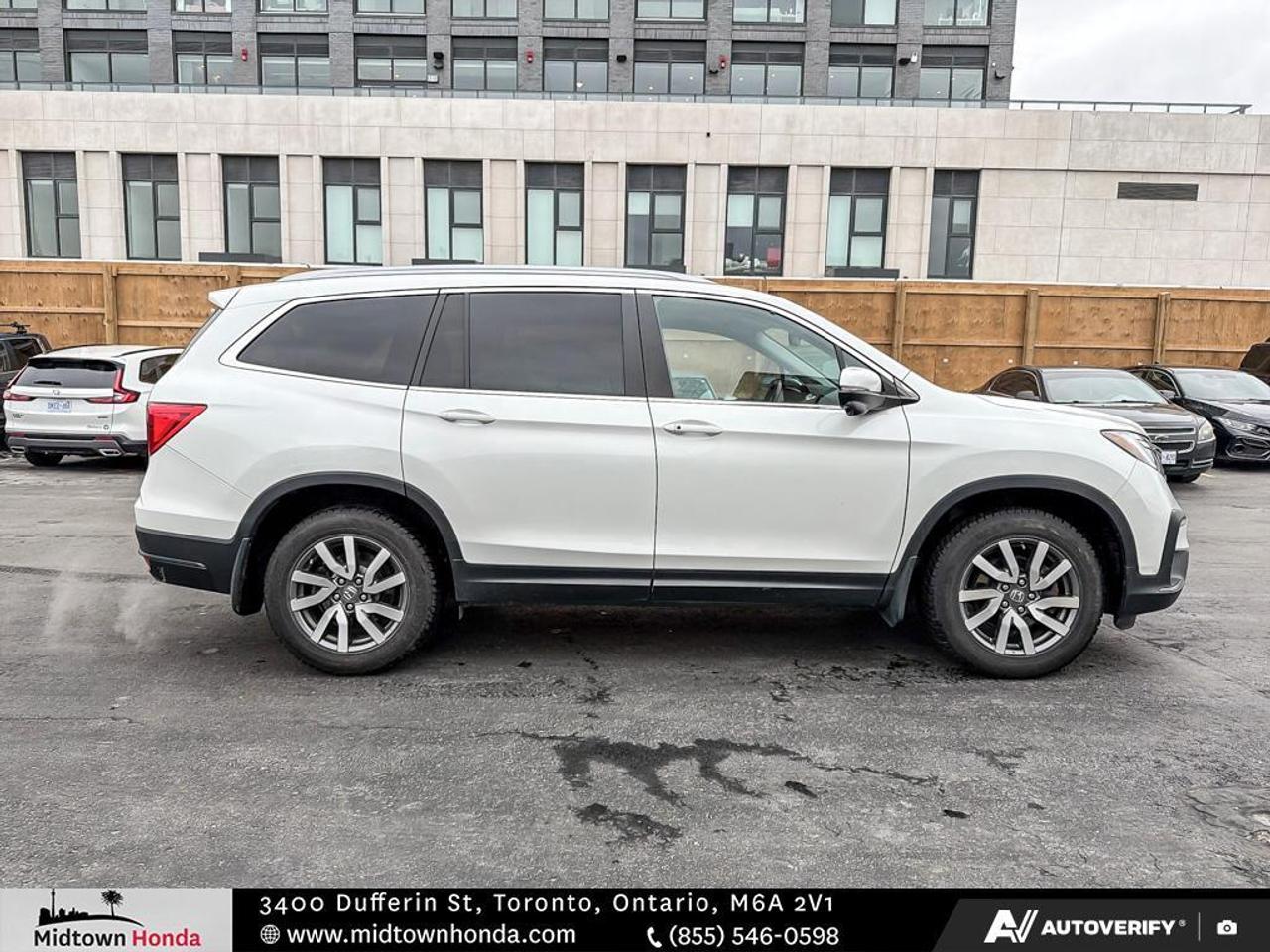 2022 Honda Pilot HONDA CERTIFIED I MOONROOF I 3RD ROW SEATS Photo