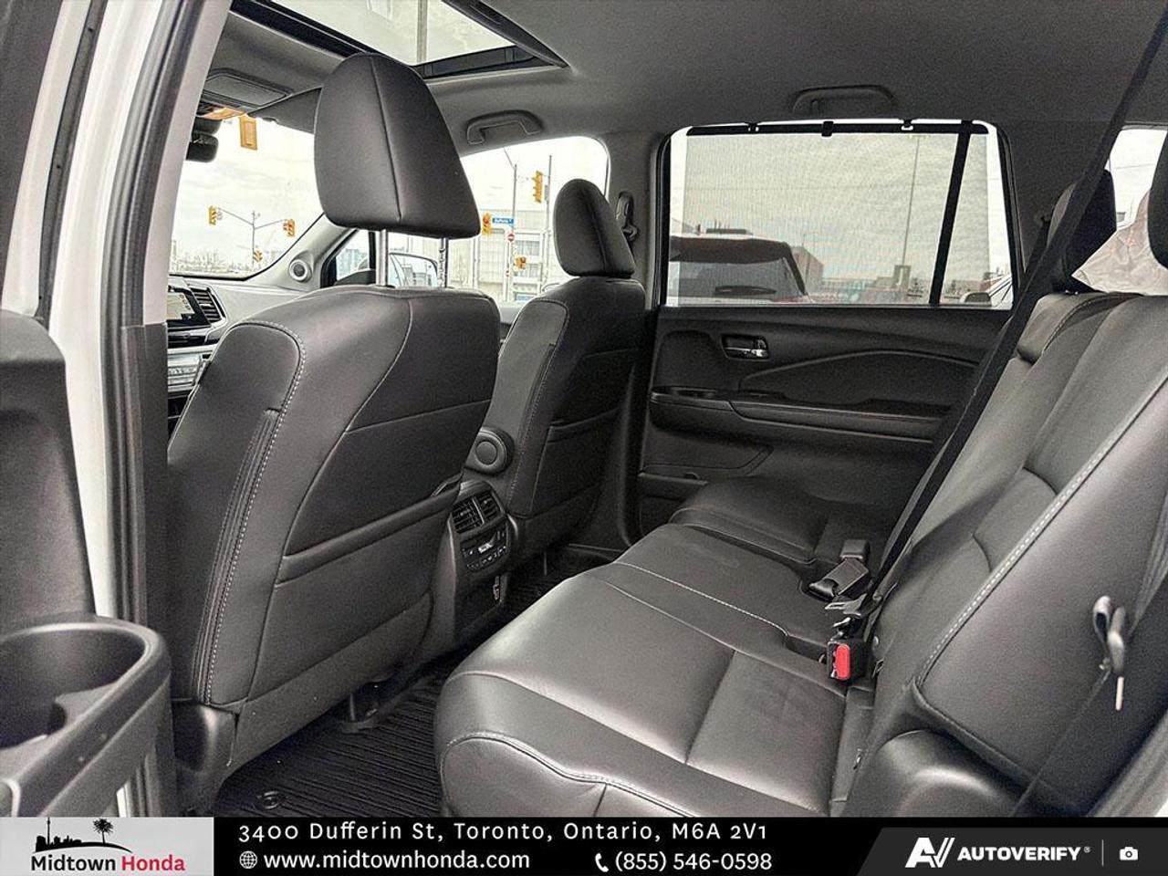 2022 Honda Pilot HONDA CERTIFIED I MOONROOF I 3RD ROW SEATS Photo