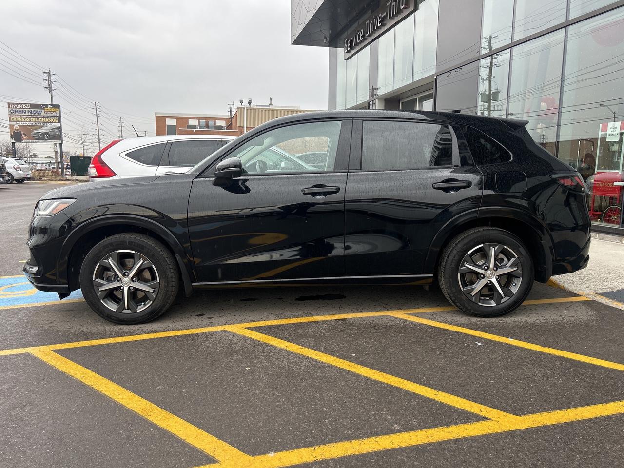 2025 Honda HR-V EX-L Navi AWD CVT   CLEAN CARFAX   ONE OWNER Photo