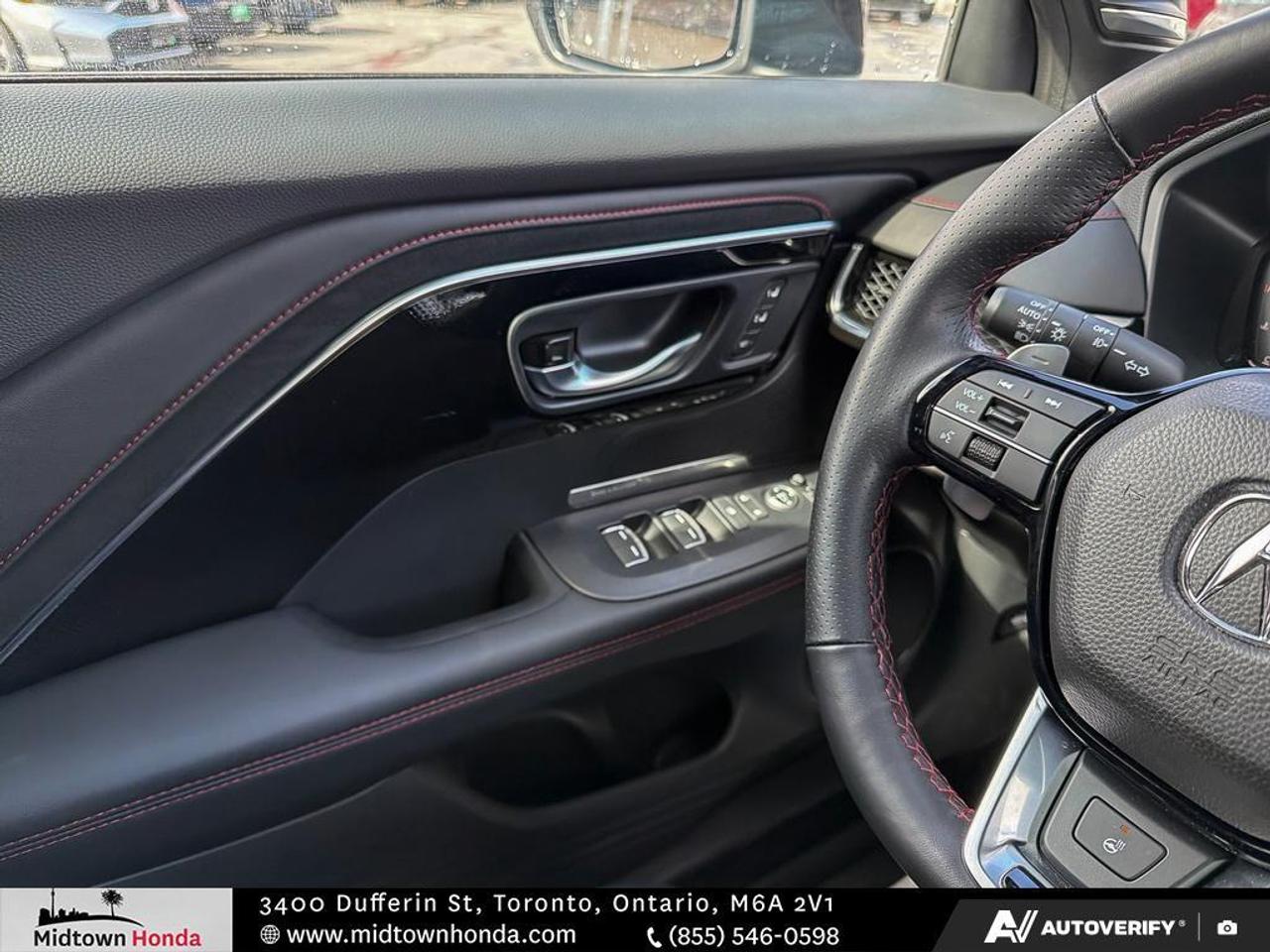 2025 Acura ADX PANORAMIC ROOF I LG NAVI I GENTLY DRIVEN Photo