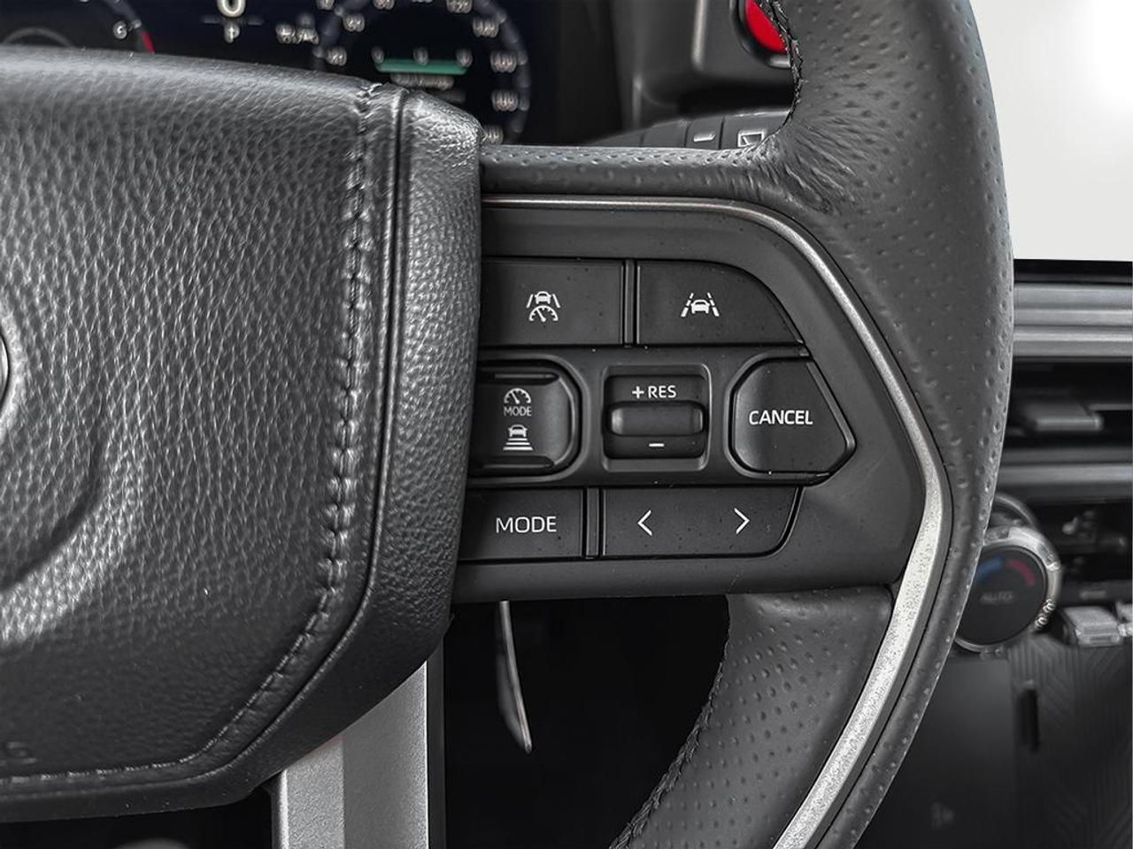 2026 Toyota 4Runner Base 4dr 4x4 Photo