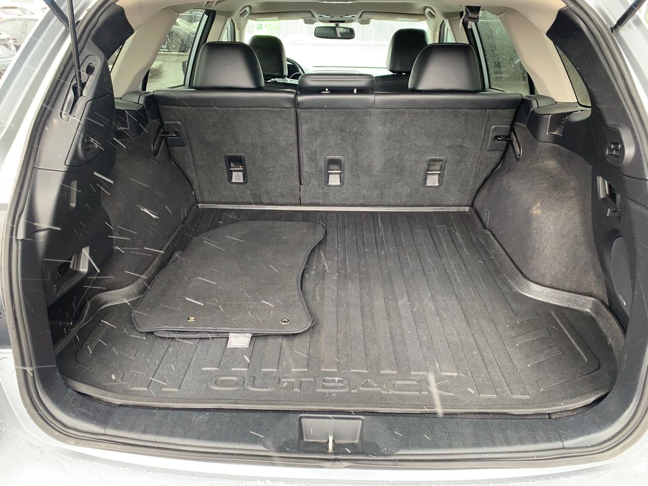 2016 Subaru Outback 3.6R Limited Package w/Technology (CVT) 4dr All-Wheel Drive Photo