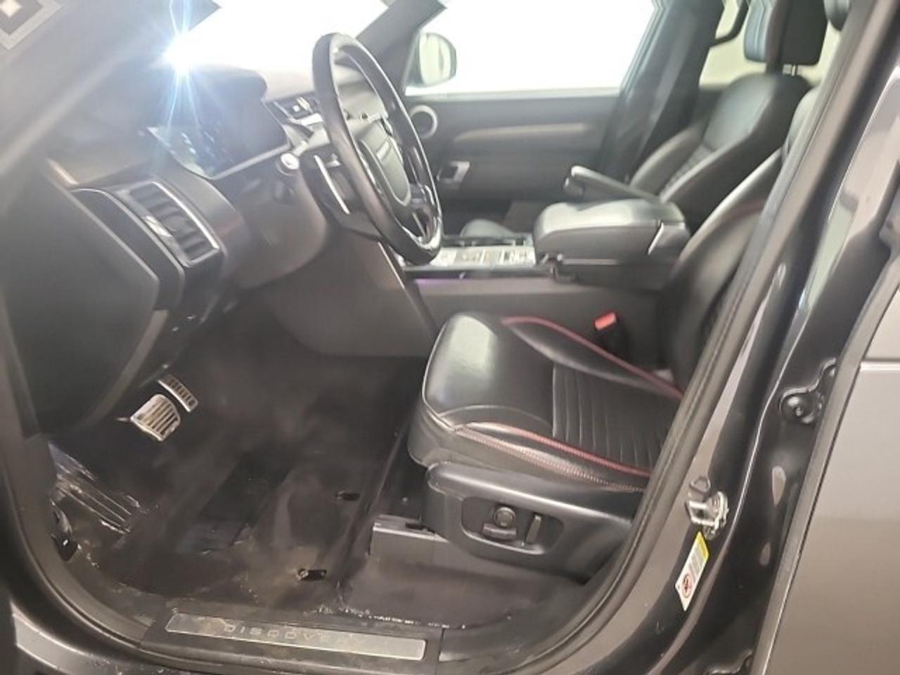 2019 Land Rover Discovery HSE Luxury   7PASS   SUNROOF   MERIDIAN   HUD   B. Photo