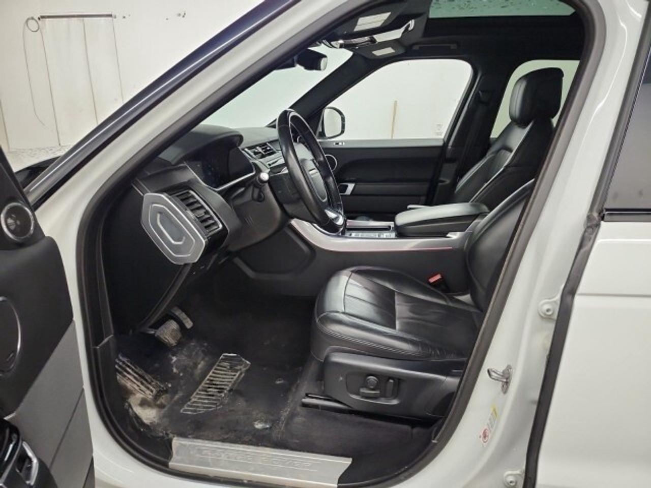 2020 Land Rover Range Rover Sport Td6 Diesel HSE Photo