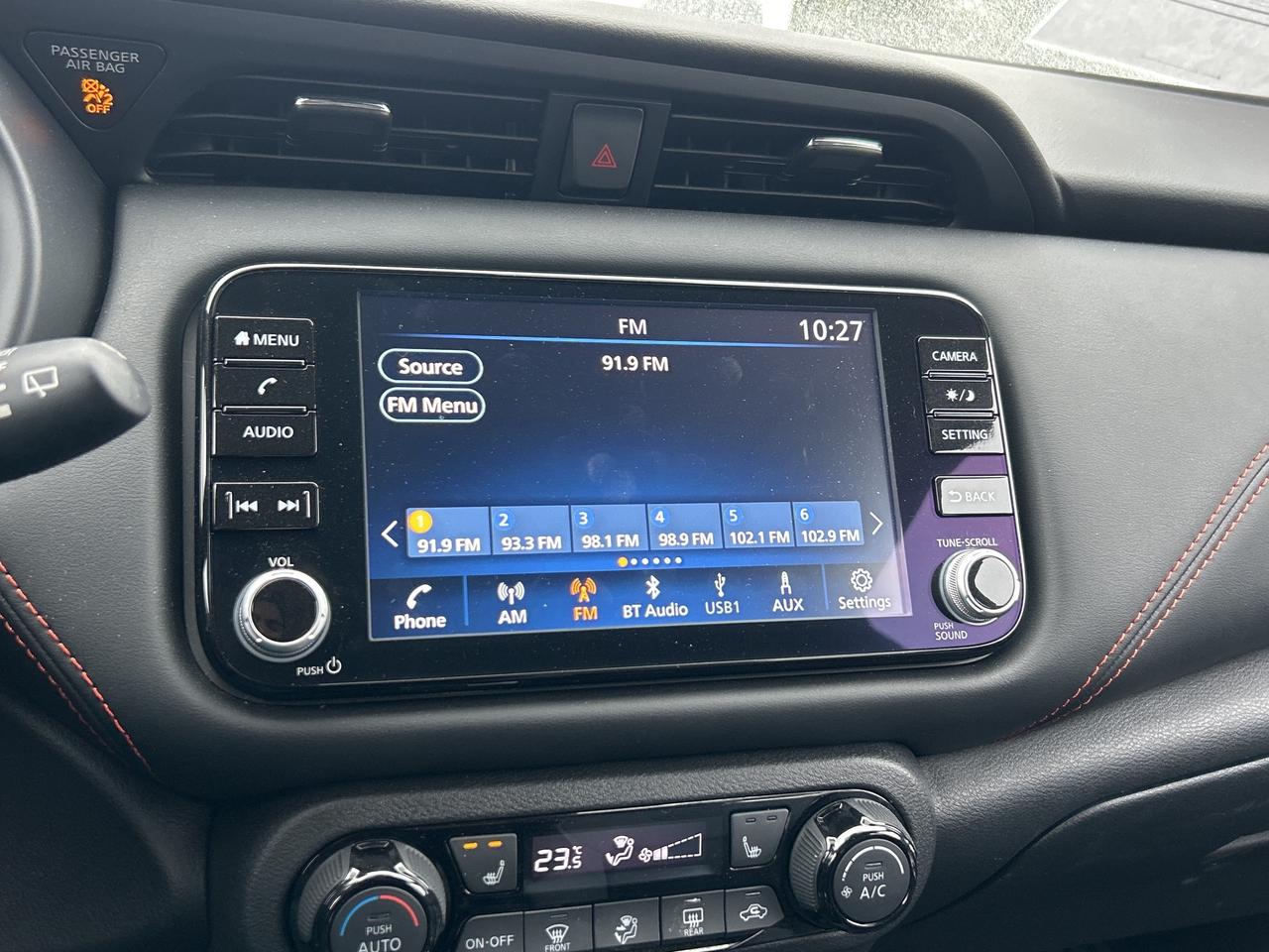 2024 Nissan Kicks SR FWD   Leather   Heated Seats & Steering Wheel Photo