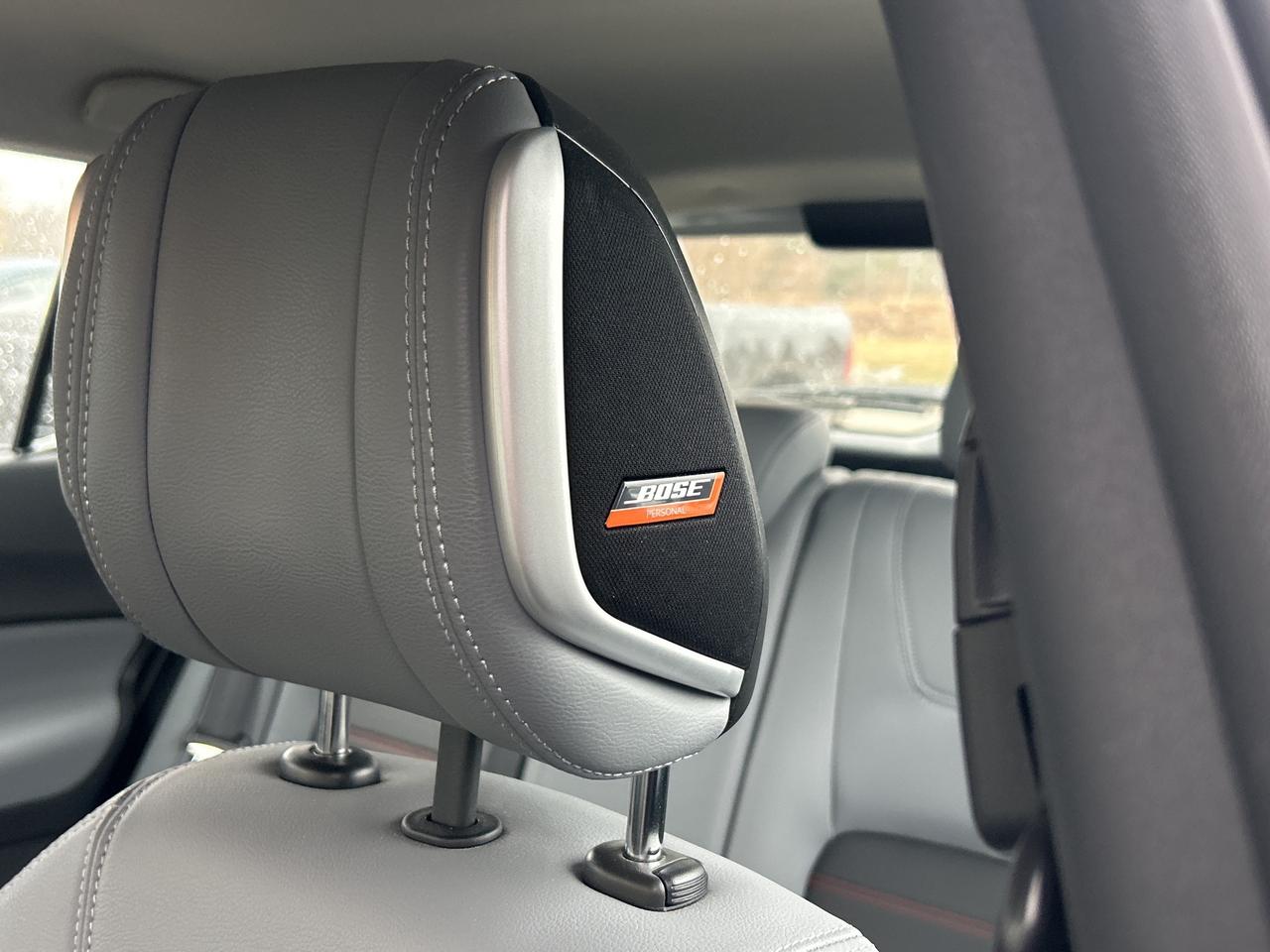 2024 Nissan Kicks SR FWD   Leather   Heated Seats & Steering Wheel Photo