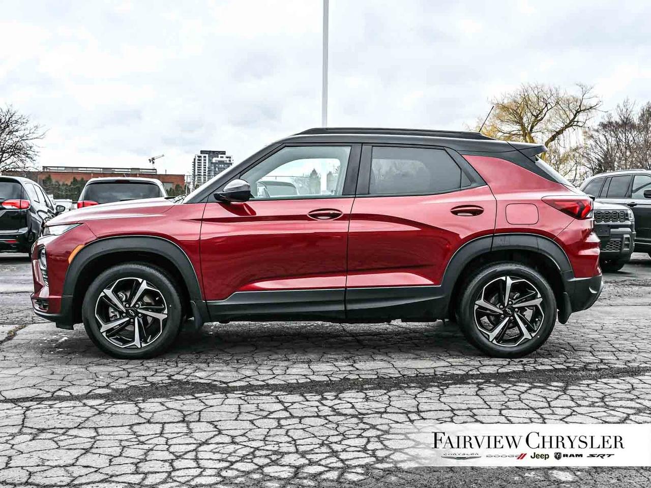 2023 Chevrolet TrailBlazer RS PANO ROOF   POWER TAILGATE   BLIND SPOT   CARPL Photo2