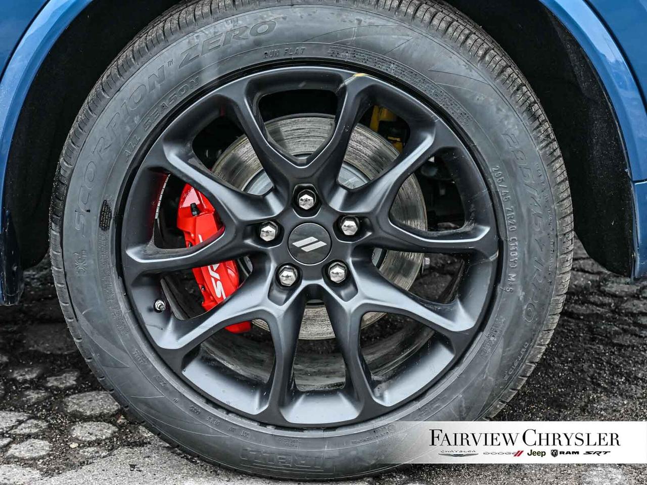 2024 Dodge Durango R/T TOW N GO   SRT BUCKETS   BLACK TOP   BREMBO BR Photo