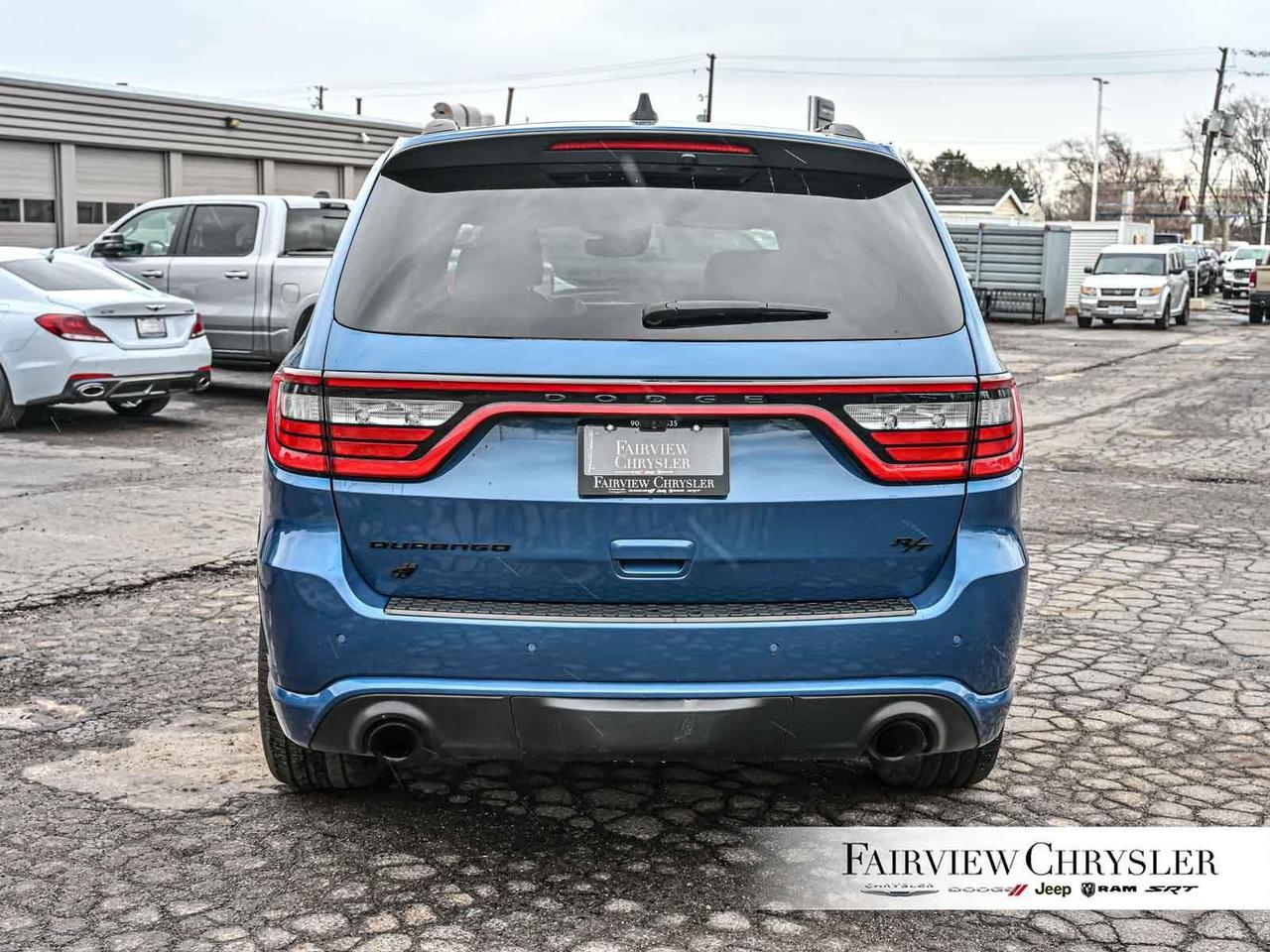 2024 Dodge Durango R/T TOW N GO   SRT BUCKETS   BLACK TOP   BREMBO BR Photo4