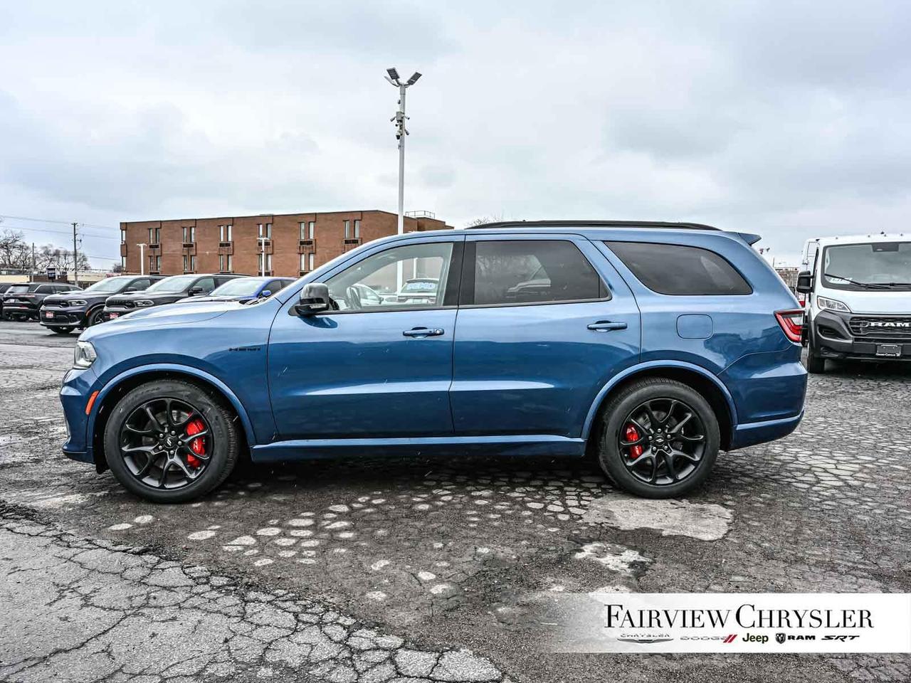 2024 Dodge Durango R/T TOW N GO   SRT BUCKETS   BLACK TOP   BREMBO BR Photo2