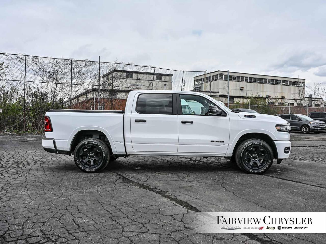 2025 RAM 1500 Big Horn NIGHT EDITION   CARPLAY   HEATED SEATS Photo