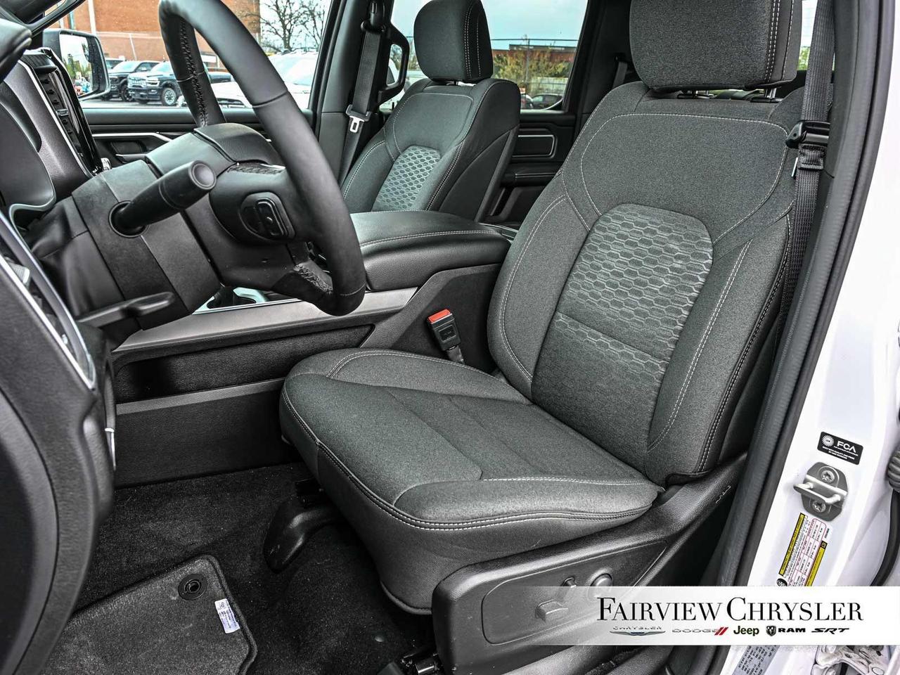 2025 RAM 1500 Big Horn NIGHT EDITION   CARPLAY   HEATED SEATS Photo