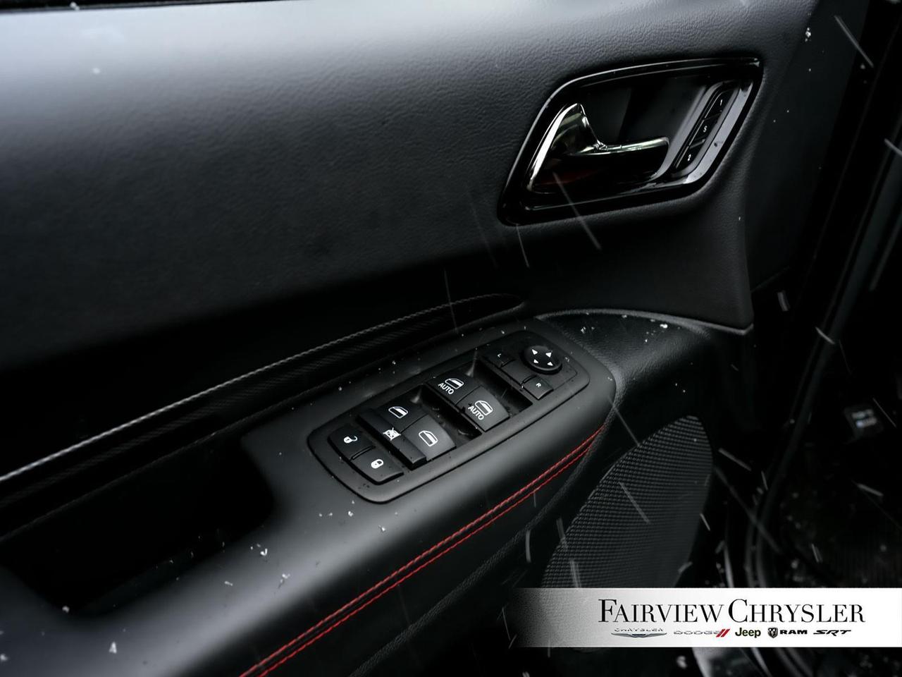 2024 Dodge Durango R/T SUNROOF   CARPLAY   NAV   CAPTAINS   BLACK TOP Photo