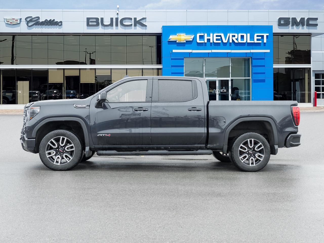 2022 GMC Sierra 1500 6.2L, SUNROOF, 20" WHEELS, HARD TONNEAU COVER Photo2