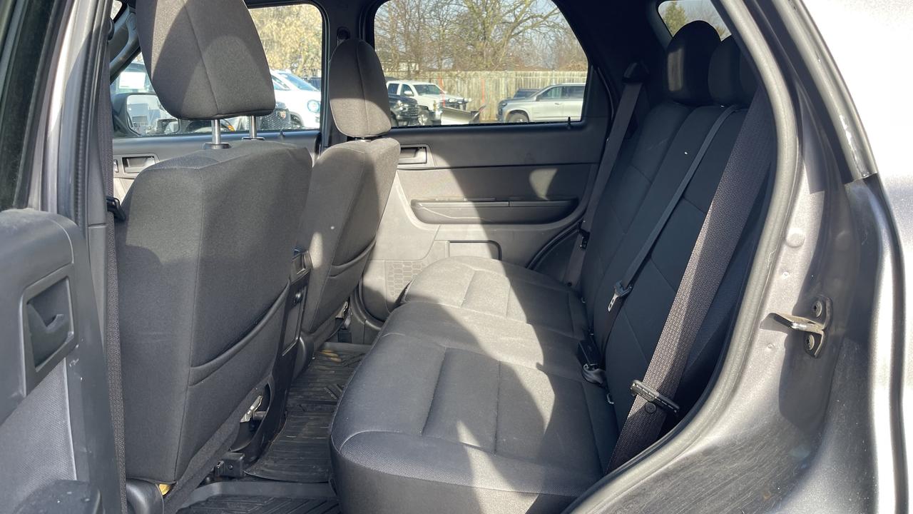 2010 Ford Escape XLT, AS-IS Photo