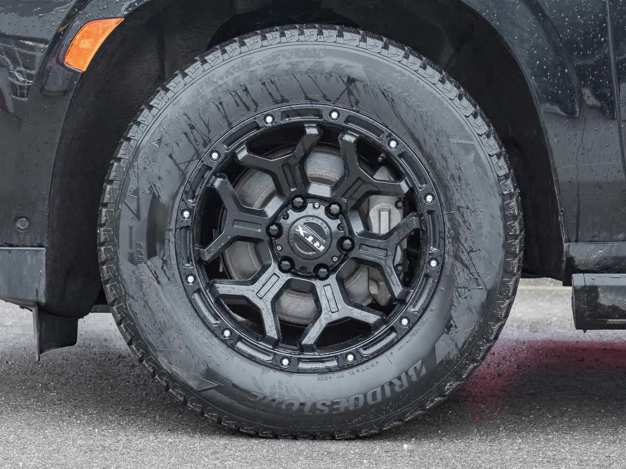 2023 GMC Yukon XL ULTIMATE   RARE Diesel   Super Cruise   Air Ride Photo3