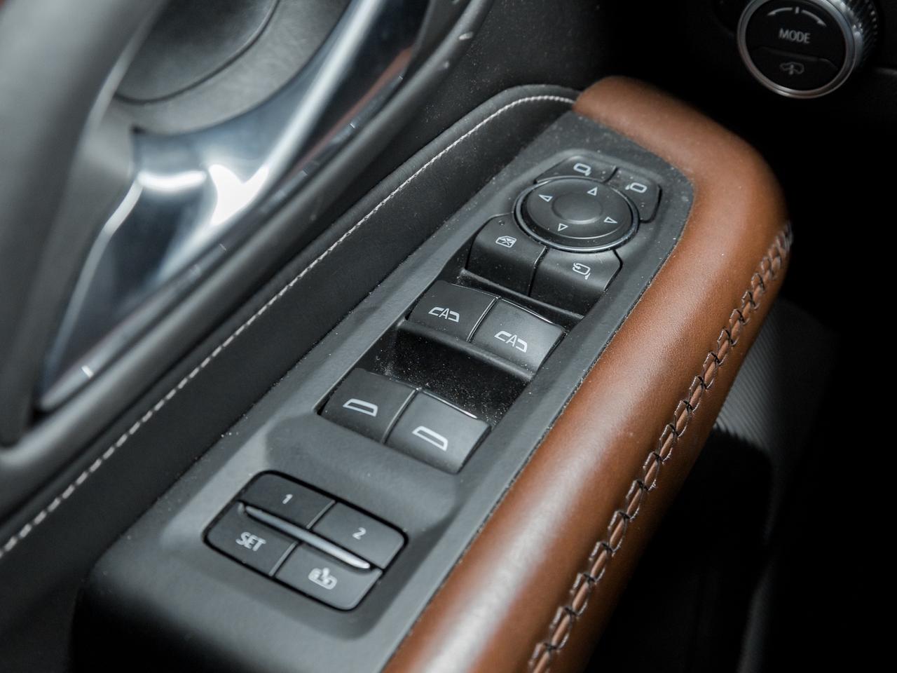 2023 GMC Yukon XL ULTIMATE   RARE Diesel   Super Cruise   Air Ride Photo