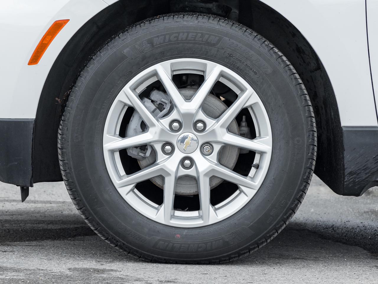 2022 Chevrolet Equinox FWD 4DR LT W-1LT Photo