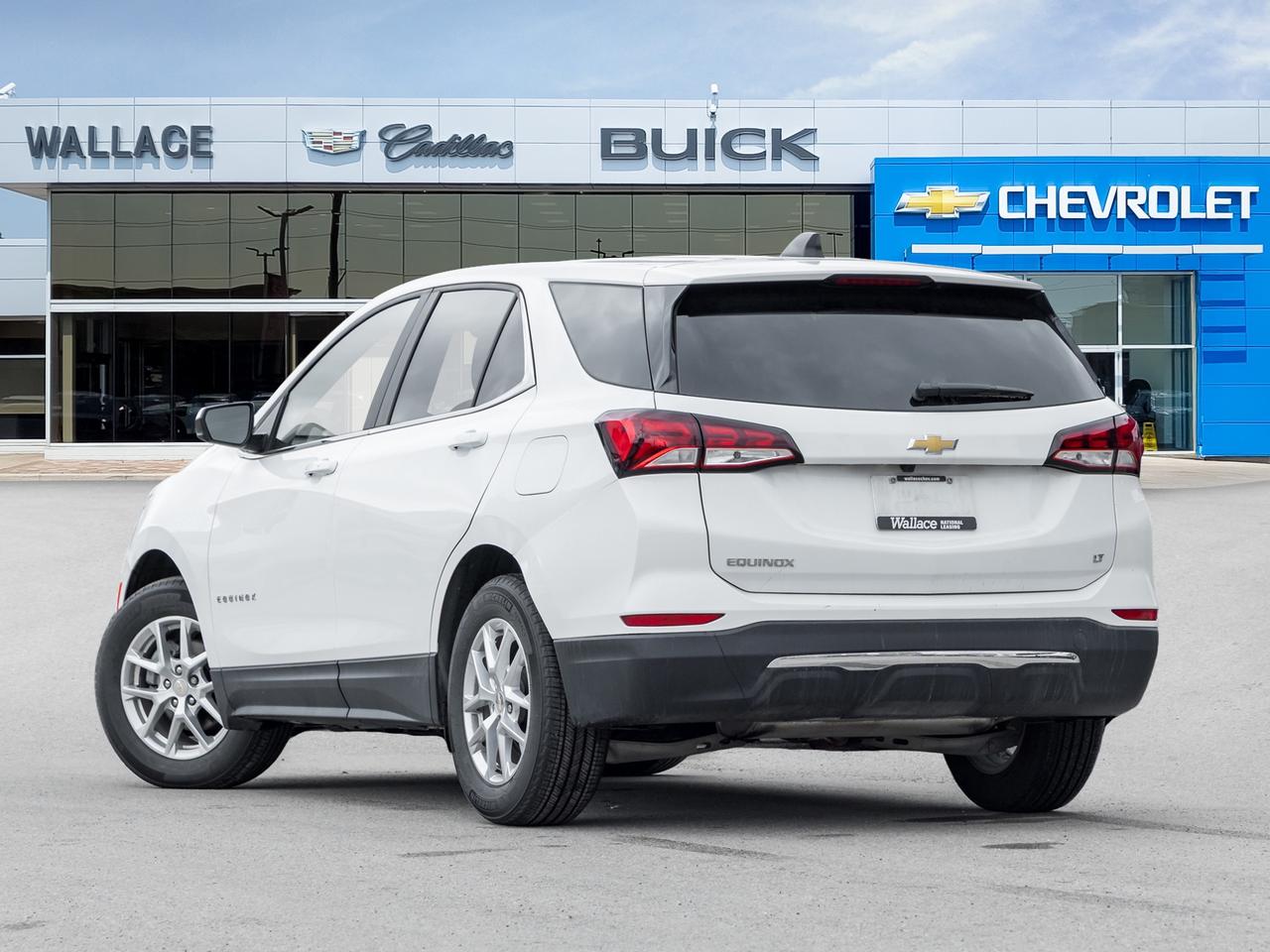 2022 Chevrolet Equinox FWD 4DR LT W-1LT Photo