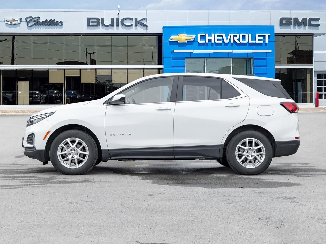 2022 Chevrolet Equinox FWD 4DR LT W-1LT Photo