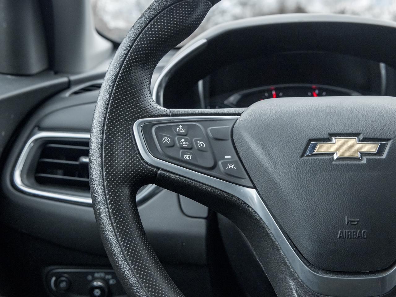 2022 Chevrolet Equinox FWD 4DR LT W-1LT Photo