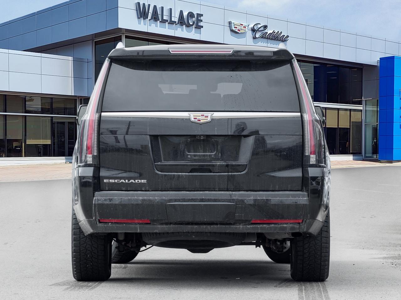 2018 Cadillac Escalade 4WD 4dr Luxury Photo