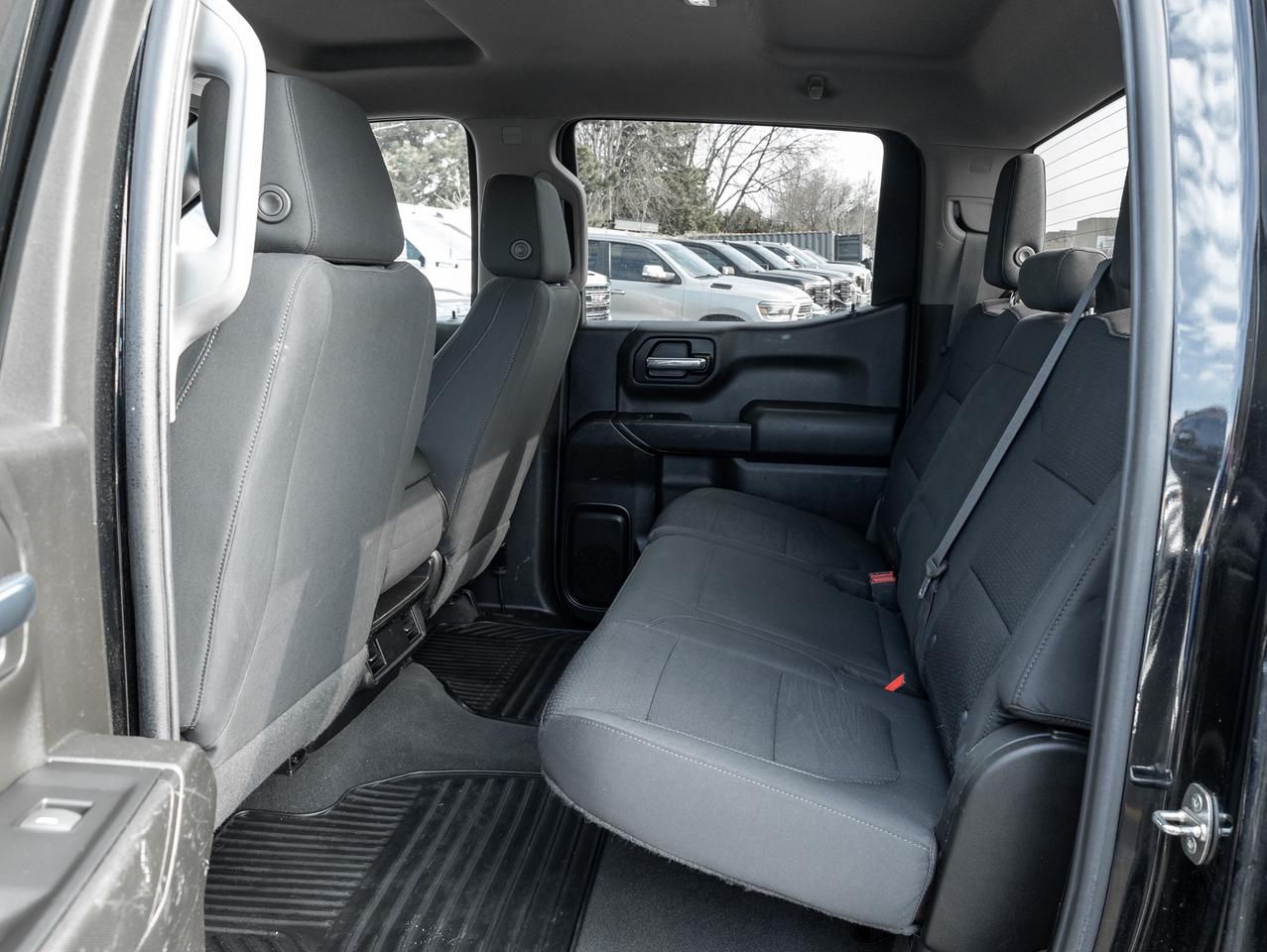 2021 Chevrolet Silverado 1500 4WD Crew Cab 147  Custom Trail Boss Photo