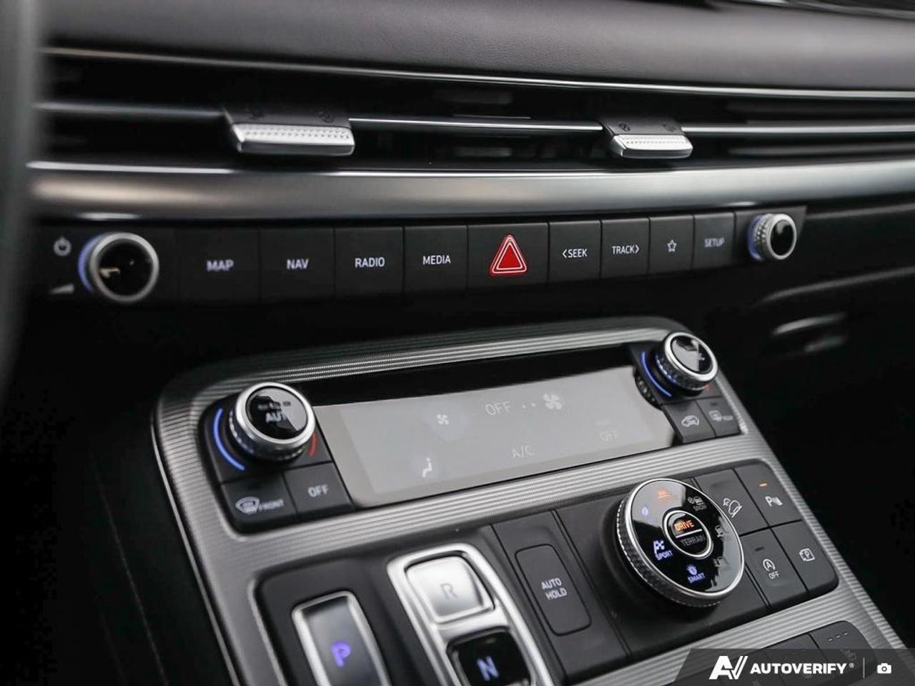 2024 Hyundai PALISADE Ultimate Calligraphy 4dr All-Wheel Drive Photo