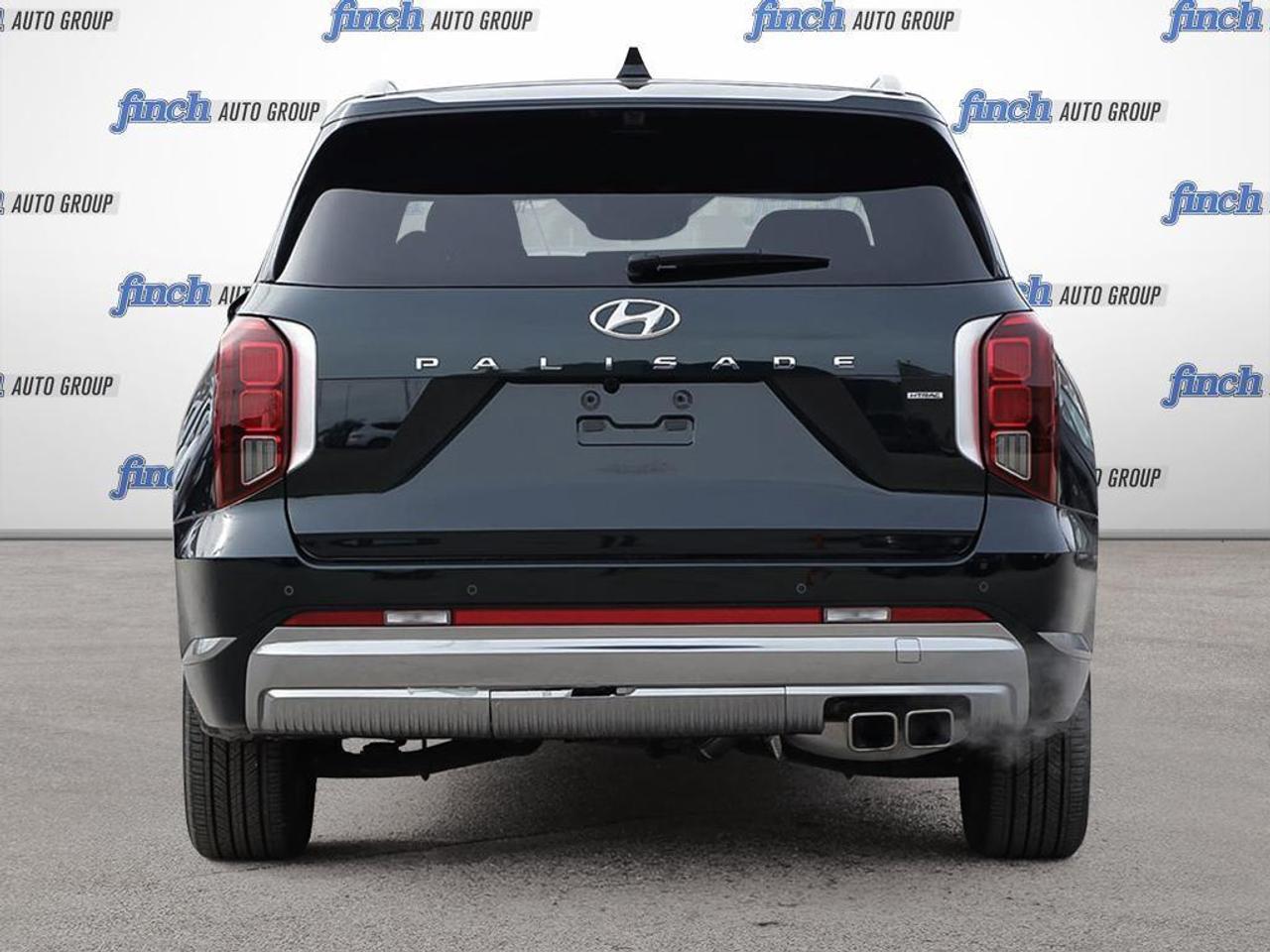 2024 Hyundai PALISADE Ultimate Calligraphy 4dr All-Wheel Drive Photo4