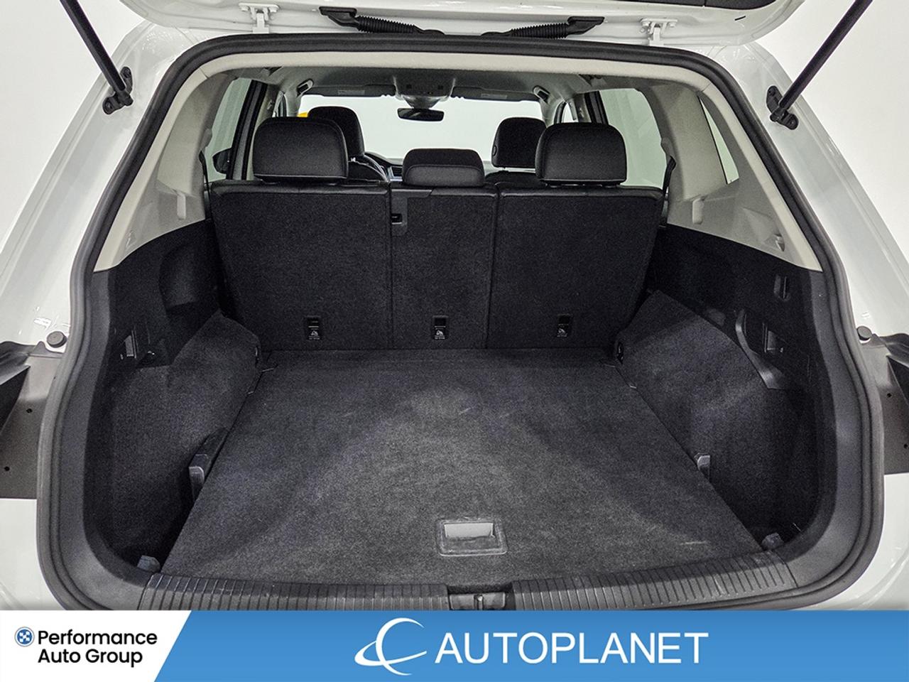 2022 Volkswagen Tiguan Comfortline AWD, Heated Seats, New Brakes! Photo