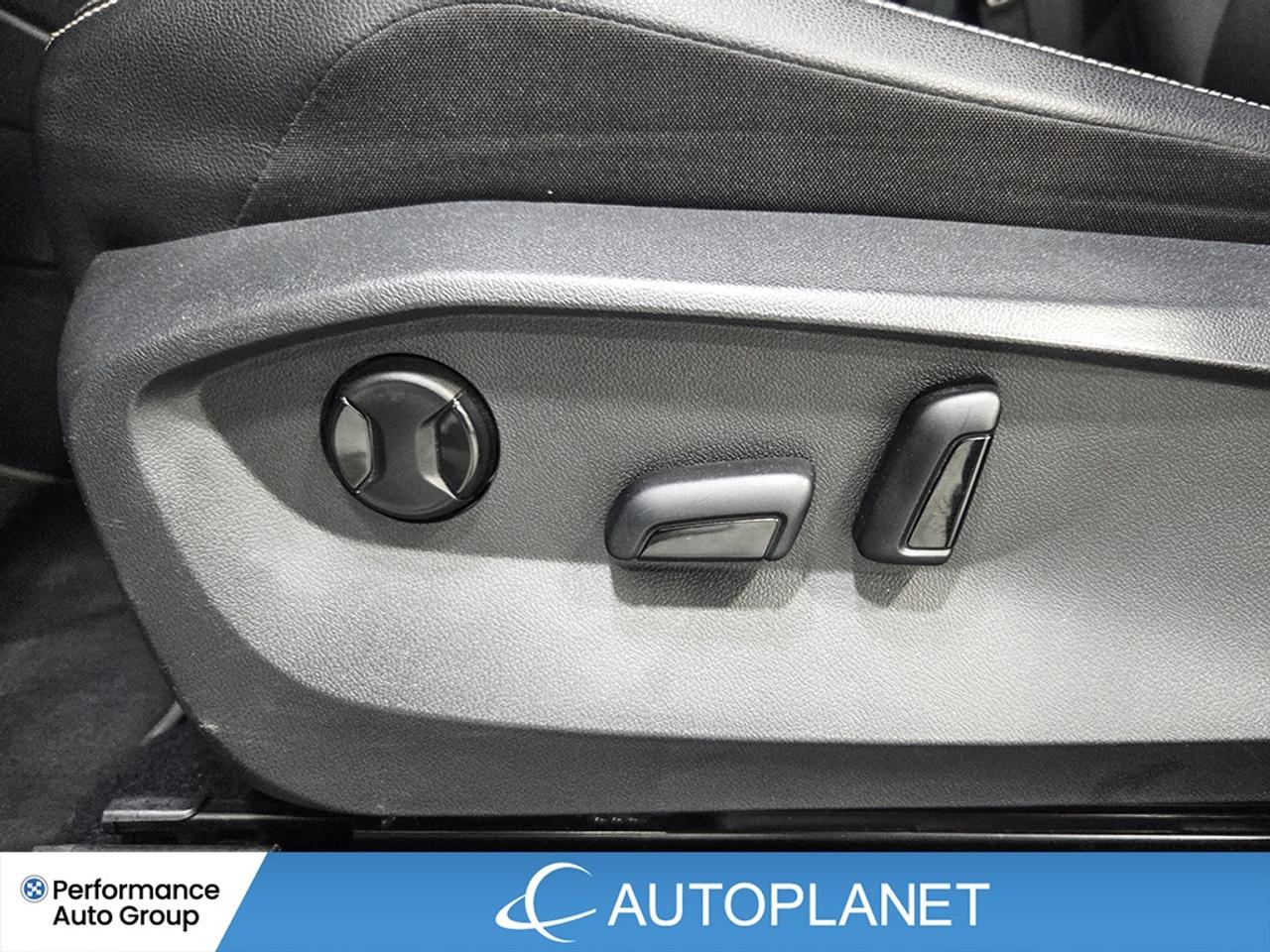 2022 Volkswagen Tiguan Comfortline AWD, Heated Seats, New Brakes! Photo