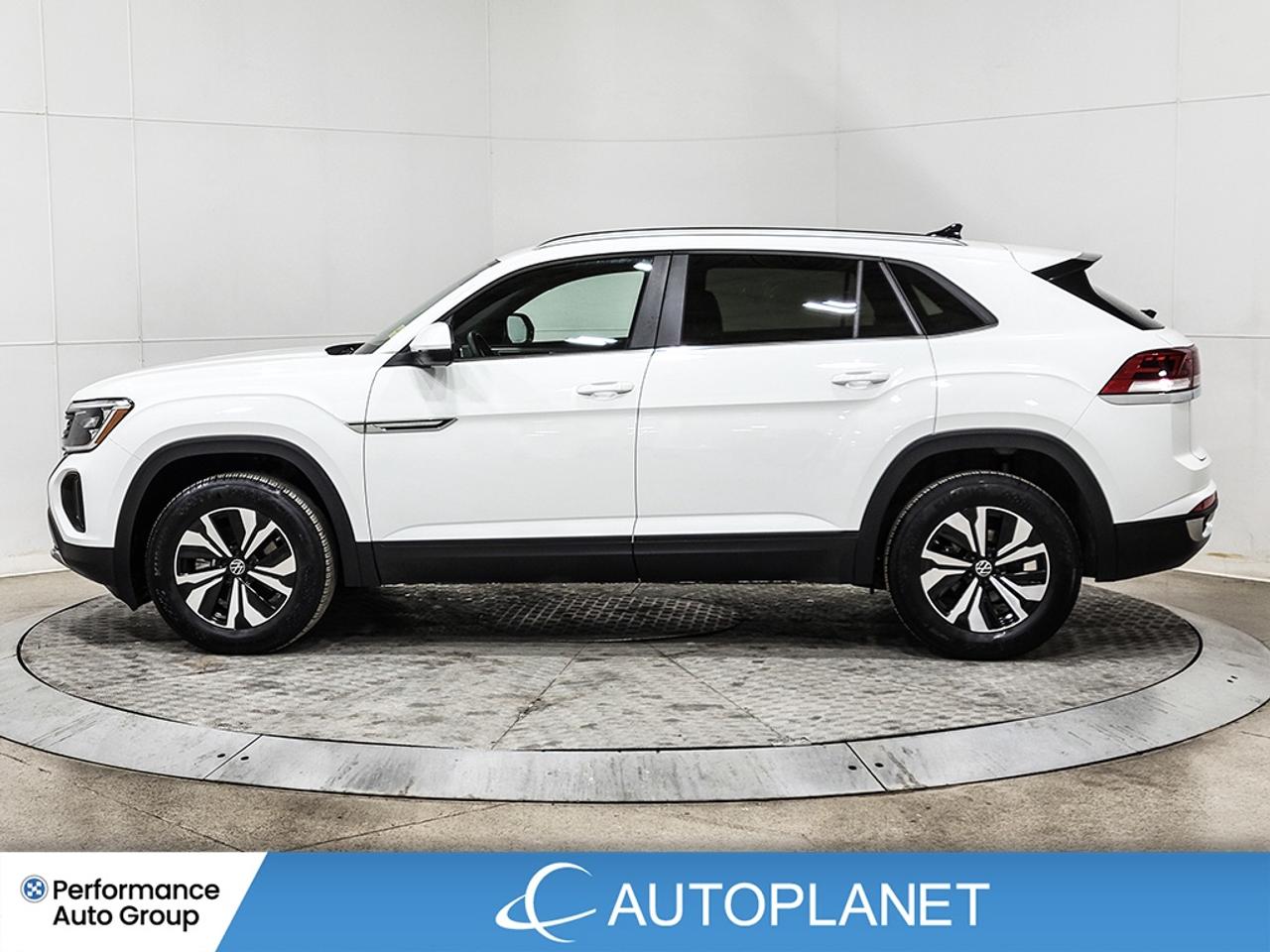 2025 Volkswagen Atlas Cross Sport Comfortline AWD, Apple CarPlay, Heated Seats! Photo