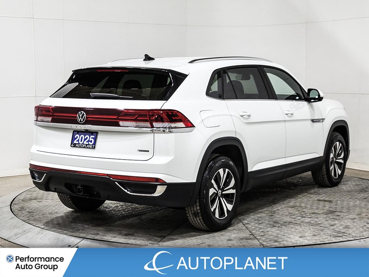 2025 Volkswagen Atlas Cross Sport Comfortline AWD, Apple CarPlay, Heated Seats! Photo