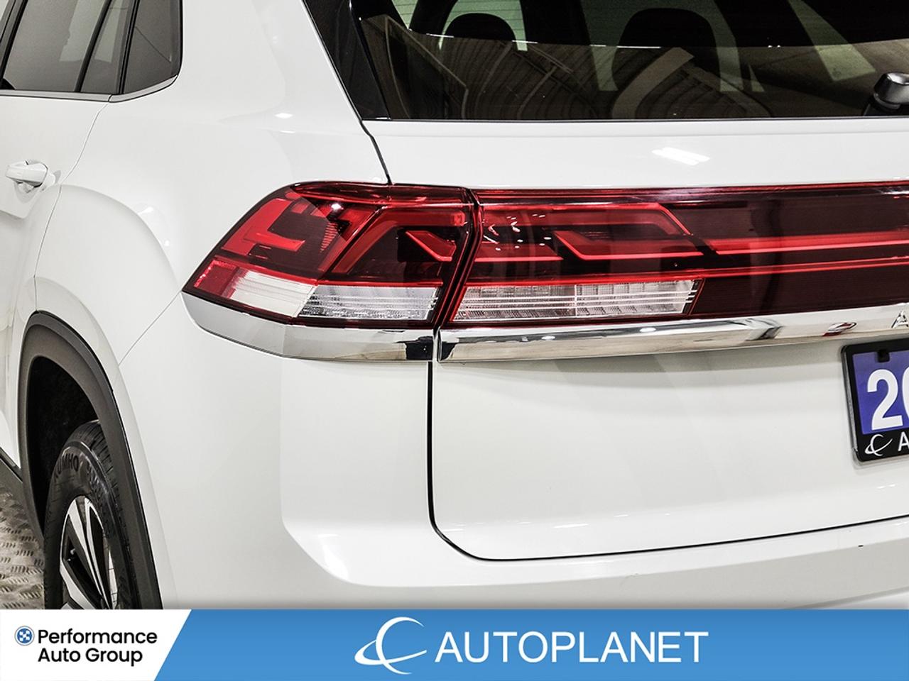 2025 Volkswagen Atlas Cross Sport Comfortline AWD, Apple CarPlay, Heated Seats! Photo