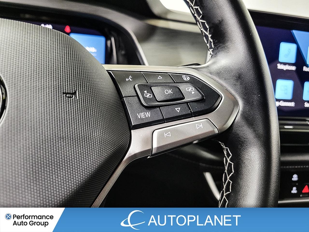 2025 Volkswagen Atlas Cross Sport Comfortline AWD, Apple CarPlay, Heated Seats! Photo