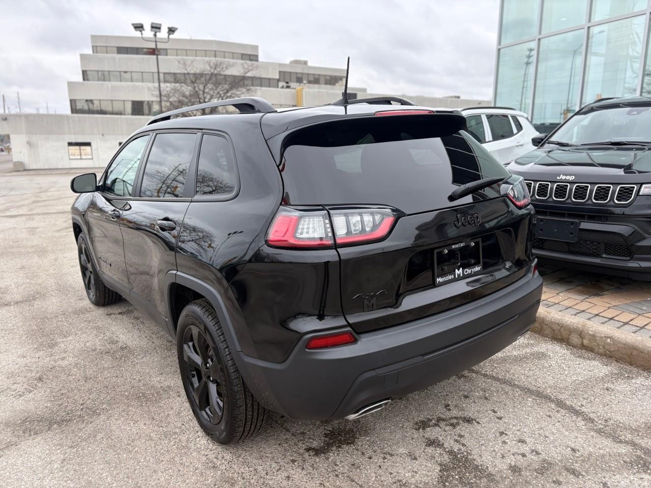2022 Jeep Cherokee Altitude 4dr 4x4 Photo