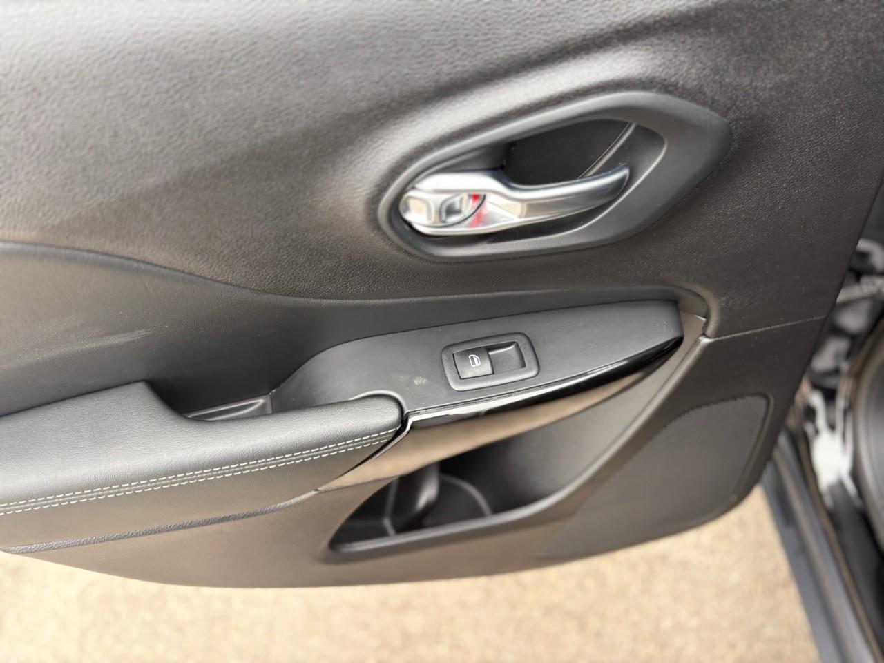 2022 Jeep Cherokee Altitude 4dr 4x4 Photo