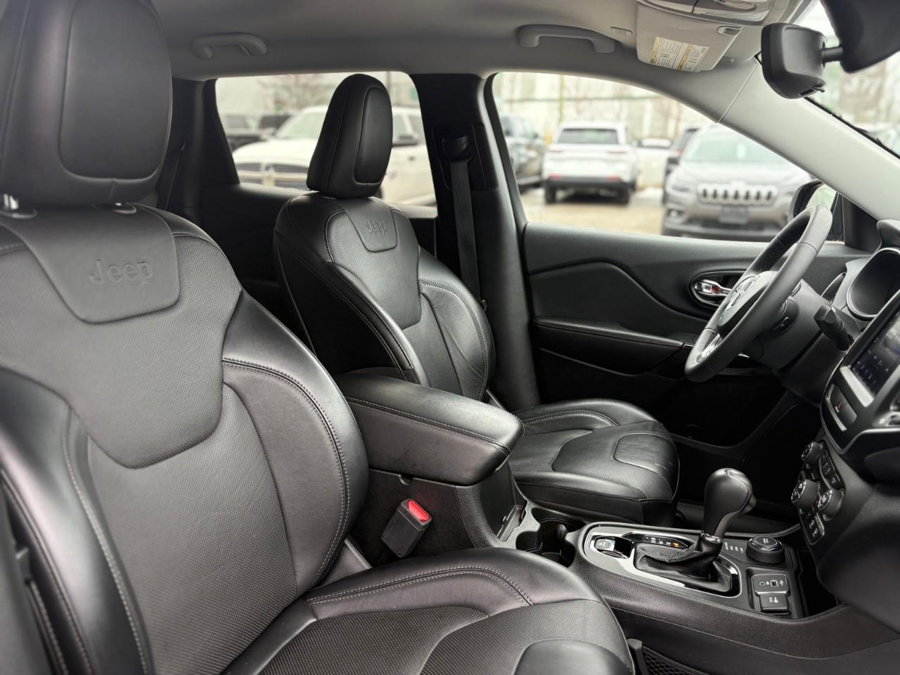 2022 Jeep Cherokee Altitude 4dr 4x4 Photo