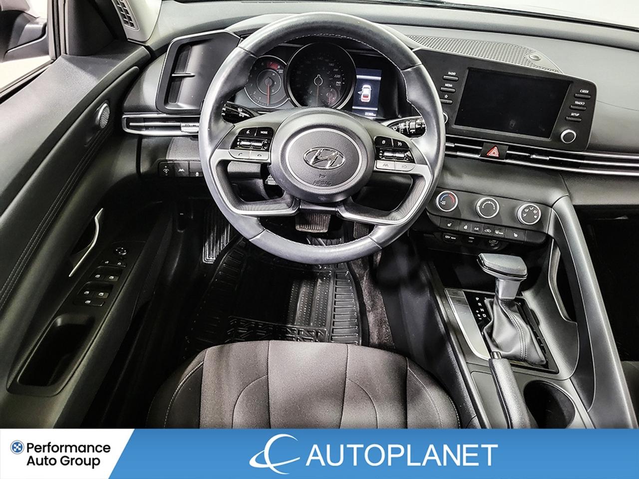 2023 Hyundai Elantra Preferred, Android Auto,Remote Start, Heated Seats Photo