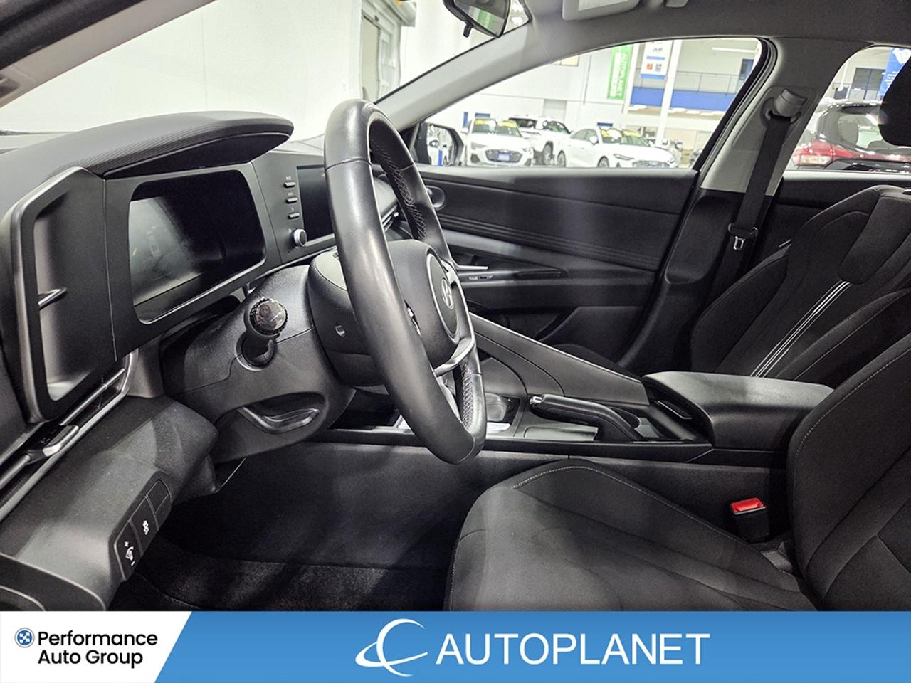 2024 Hyundai Elantra Preferred, Back Up Cam, Heated Seats, Bluetooth! Photo