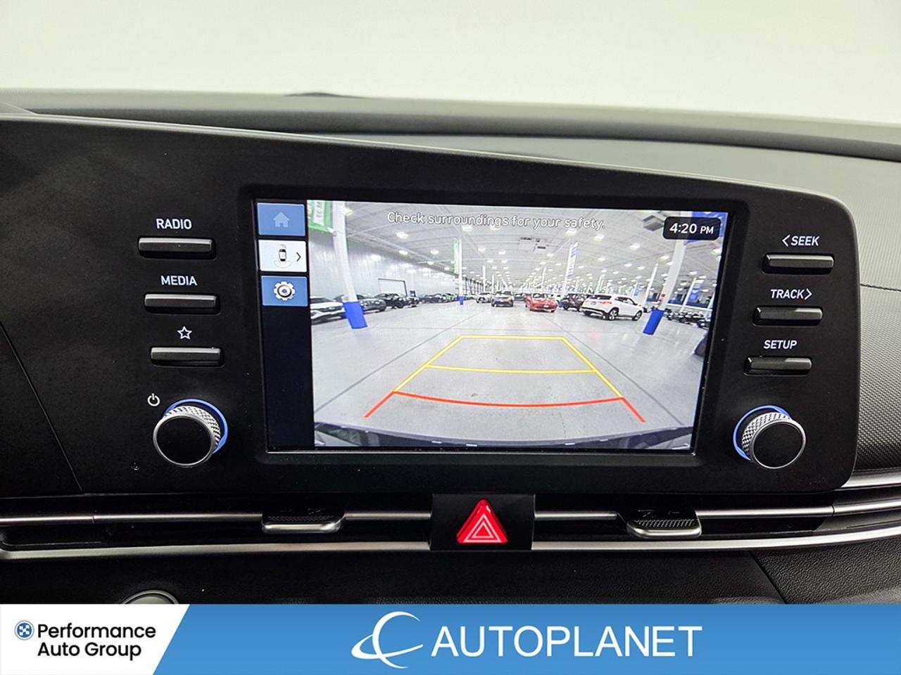 2024 Hyundai Elantra Preferred, Back Up Cam, Heated Seats, Bluetooth! Photo